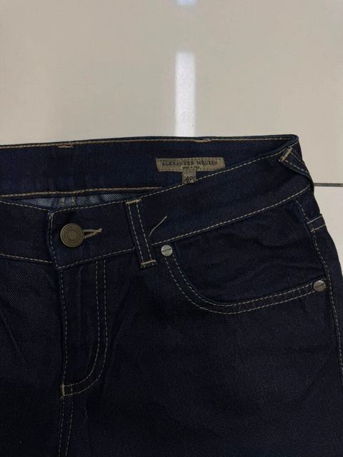 2NDS0709007_02_label_alexander_mcqueen_dark_blue_embroidered_jeans_40