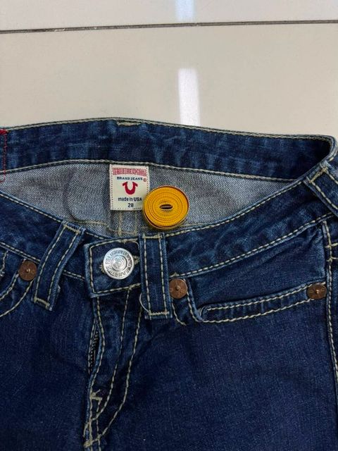 2NDS0709008_02_label_true_religion_blue_bootcut_jeans_28