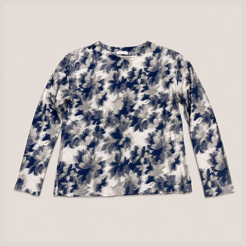 12_2NDB0710012_plantation_blue_floral_long_sleeve_top_main_bgfixed