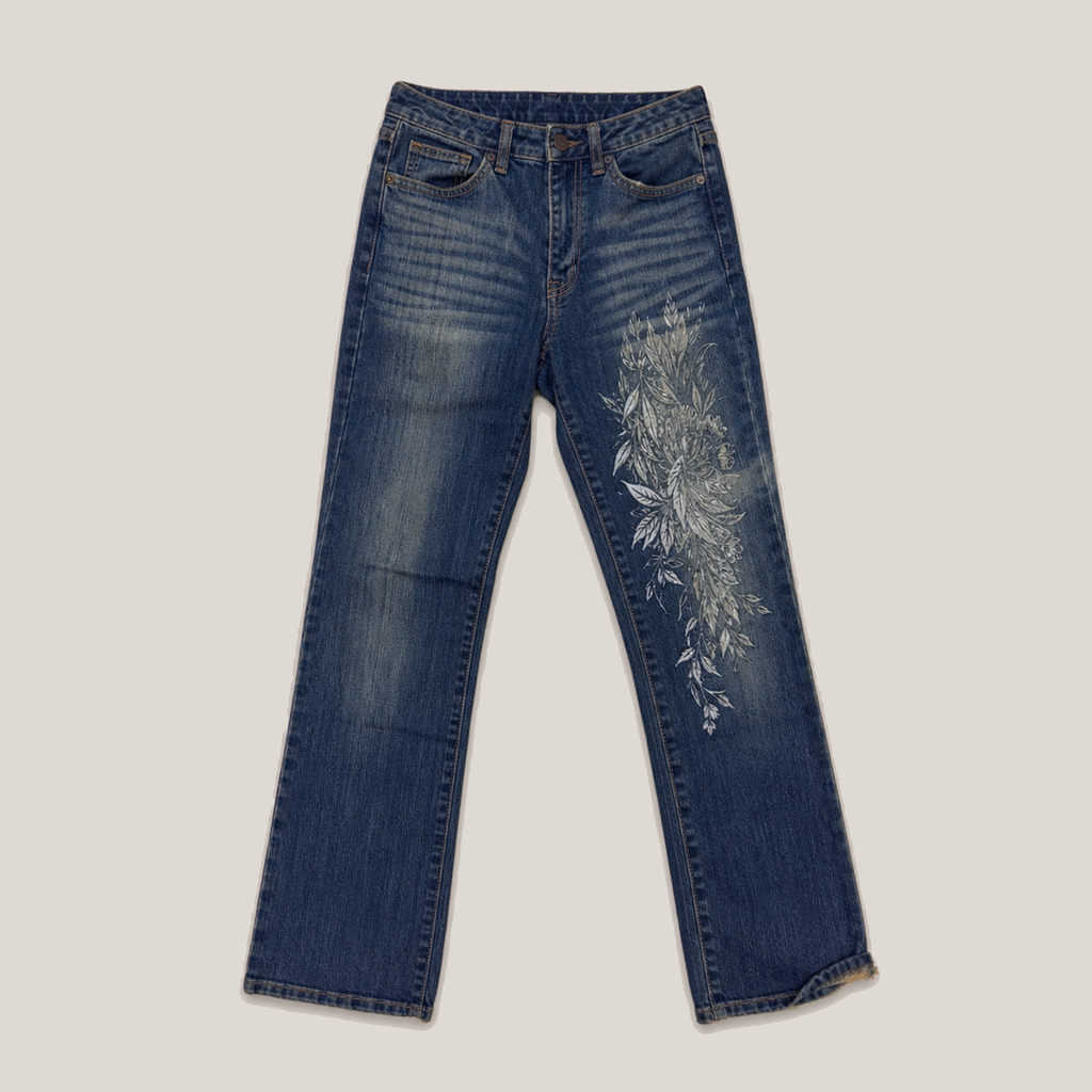 22_2NDSAB0711022_just_cavalli_blue_embroidered_jeans_main_ai_exact_bg