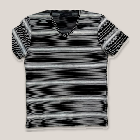 08_2NDO0711003_in_the_attic_black_grey_striped_v_neck_t_shirt_m_final_qc_v3