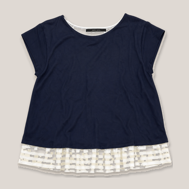 10_2NDO0711005_yecca_vecca_navy_white_layered_hem_top_final_qc_v3