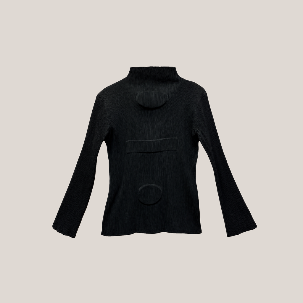 02_2NDO0713002_issey_miyake_black_pleated_long_sleeve_top_main_bgfixed