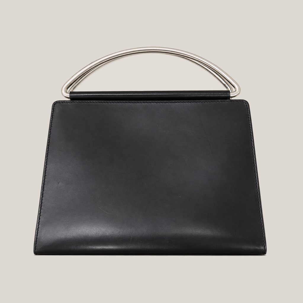 19_2NDS0719019_vintage_1990s_y_saccs_by_yohji_yamamoto_black_leather_metal_handle_handbag_main_ai_exact_bg