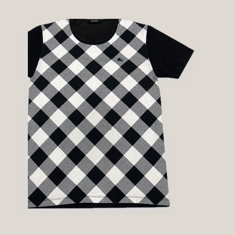 062_HUSNI0722079_burberry_black_nova_check_t_shirt_catalog_final