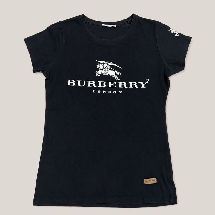 063_HUSNI0722080_burberry_london_black_big_logo_t_shirt_catalog_final_qc_redo_20260724