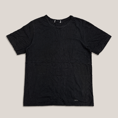 023_2NDO0809023_yohji_yamamoto_black_signature_hem_t_shirt_catalog_final