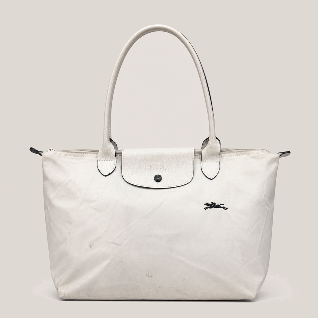 020_2NDB0813020_longchamp_le_pliage_white_nylon_tote_bag_catalog_final