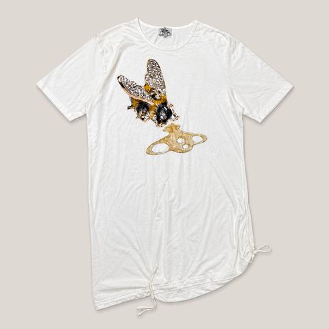 026_2NDS0814002_vivienne_westwood_man_white_jewel_bee_print_drawstring_long_t_shirt_50_catalog_final