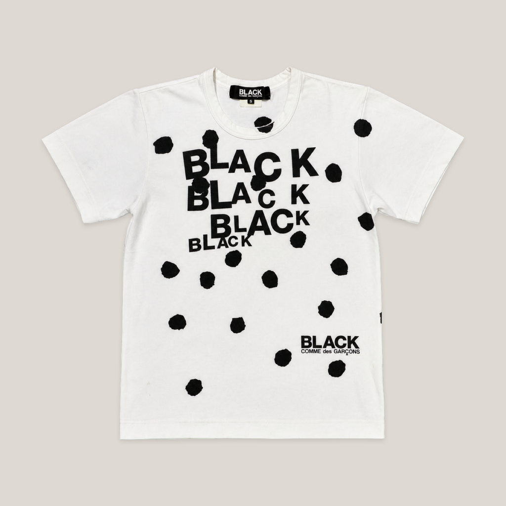 017_2NDO0829023_black_comme_des_garcons_white_logo_polka_dot_t_shirt_s_catalog_final