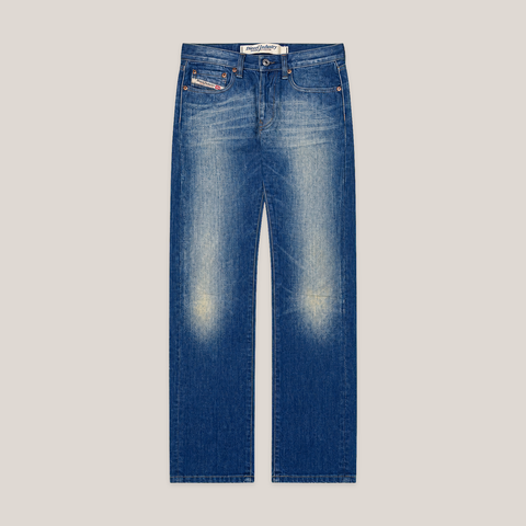 027_2NDO0830003_diesel_industry_blue_faded_straight_leg_jeans_catalog_final