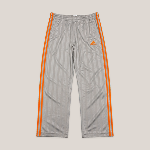 020_2NDO0902020_vintage_adidas_silver_orange_3_stripe_track_pants_10_catalog_final