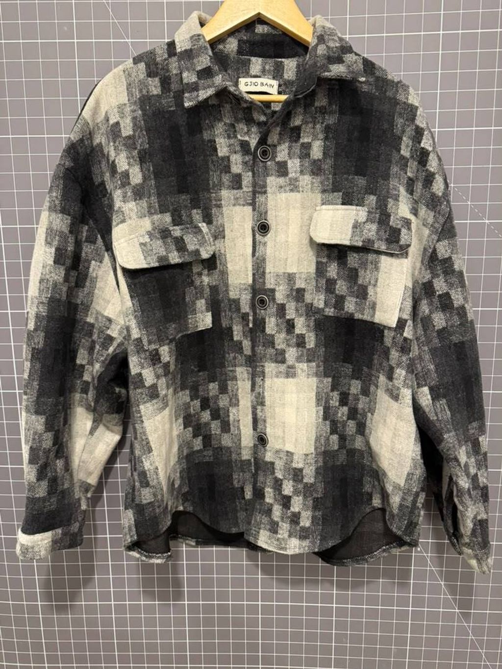 2NDS1004011