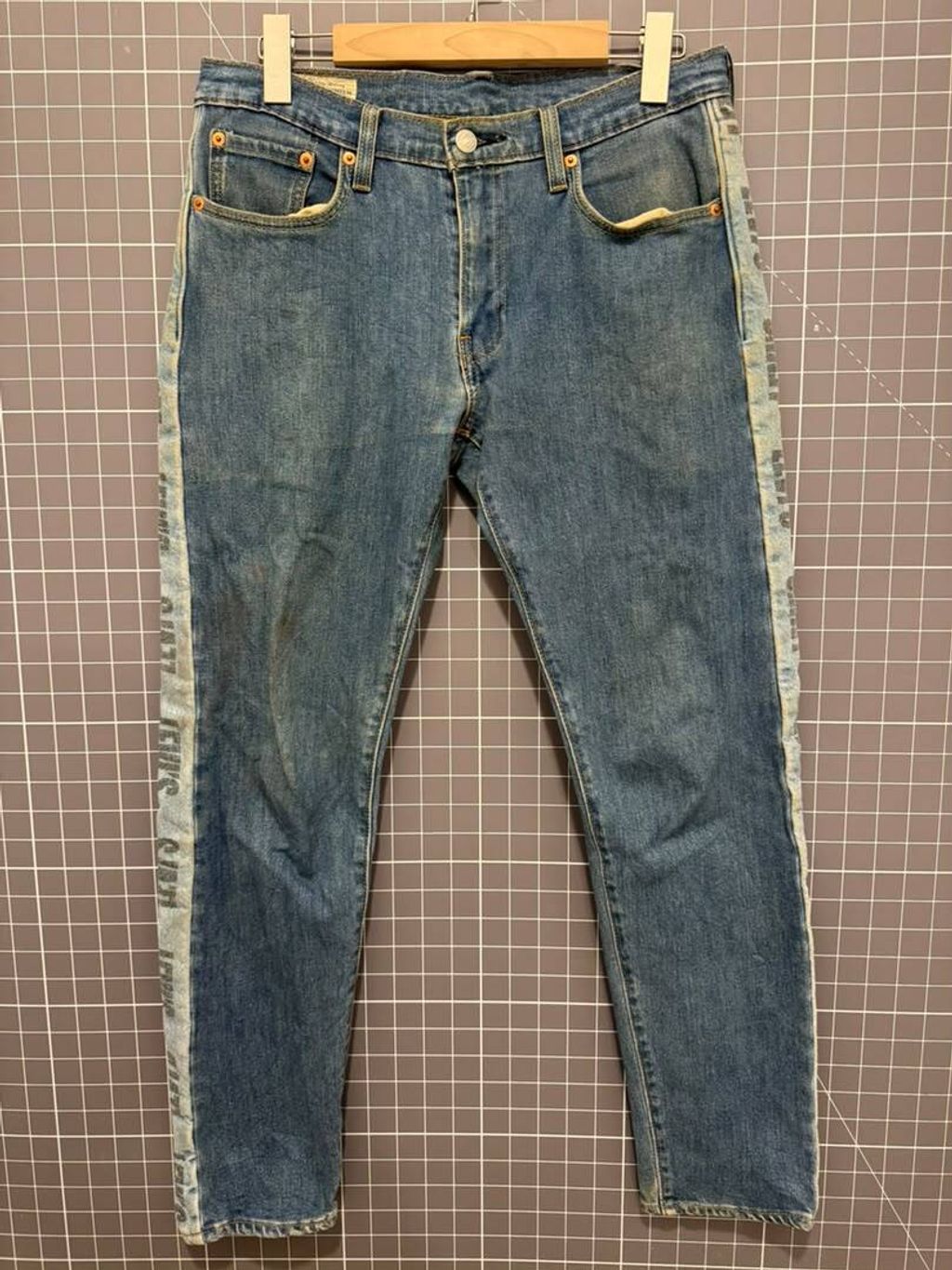 2NDS1006004