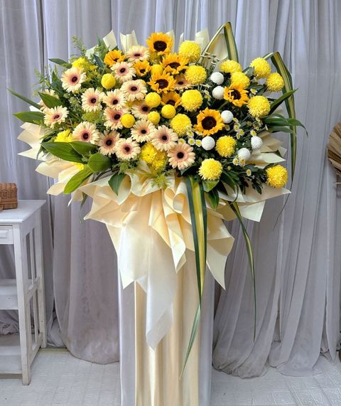 Condolences Flower Stand 33