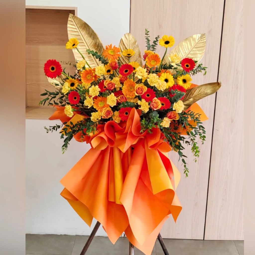 Opening Flower Stand 73