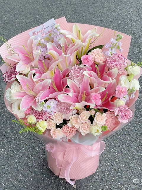 Pink Lilly Bouquet
