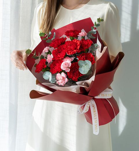Red Carnation Bouquet
