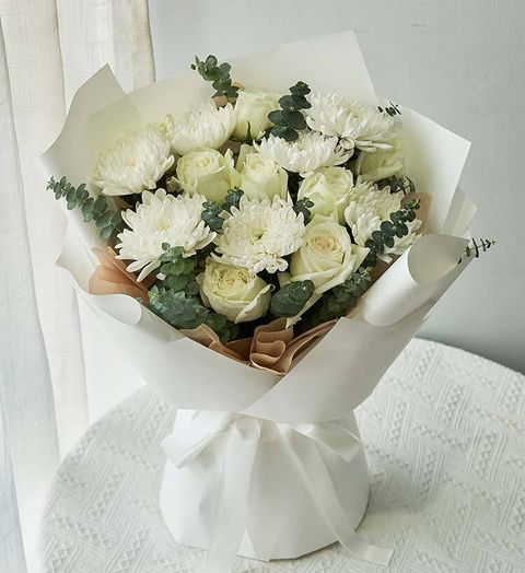 Condolence Bouquet 017