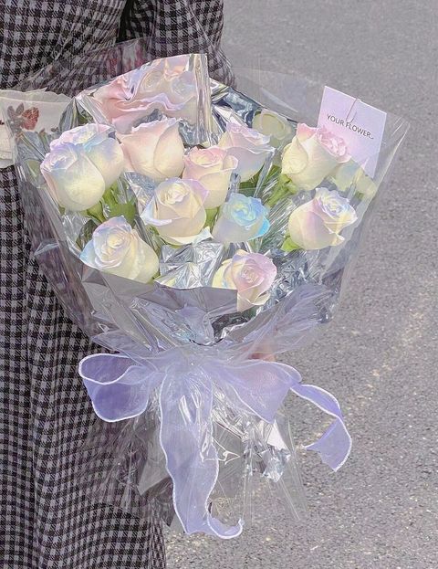 Mermaid Roses Bouquet