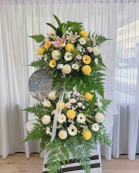 2 Tiers Condolence Stand