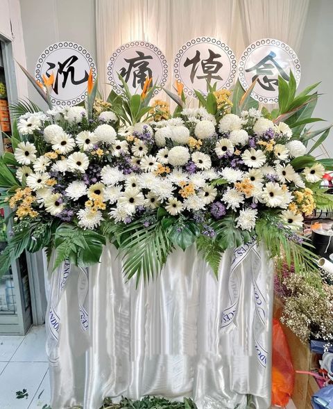 Condolence Flower Stand 100