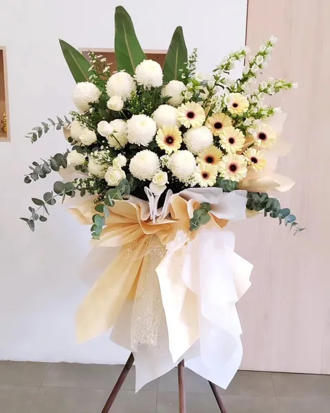 Condolence Flower Stand 44