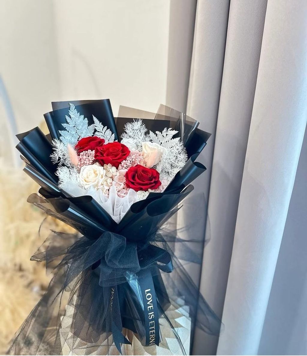 Preserved Flower Bouquet 01