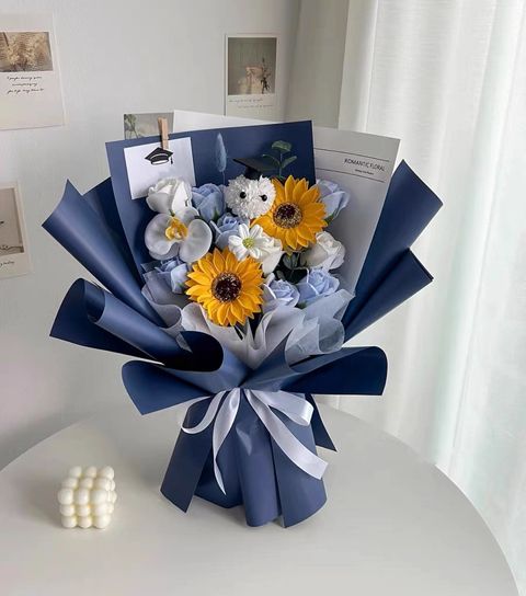 Soap Graduation Flower 02