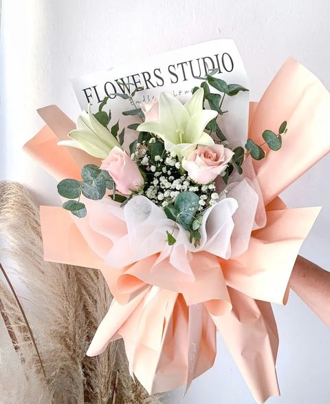 White Lilies Bouquet 05