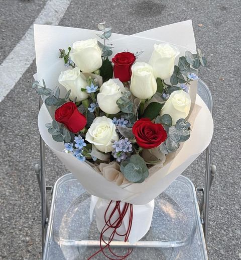 Adele Roses Bouquet