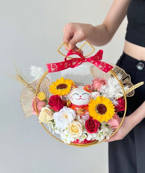 Opening Table Flower 10