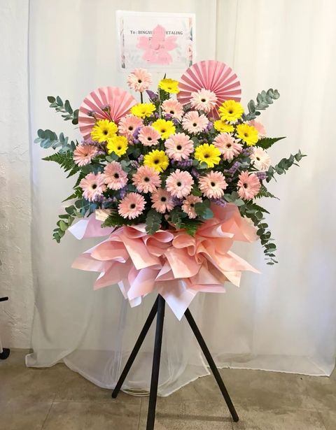 Opening Flower Stand 26-1