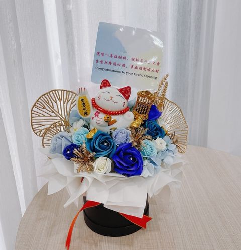 Opening Table Flower 09