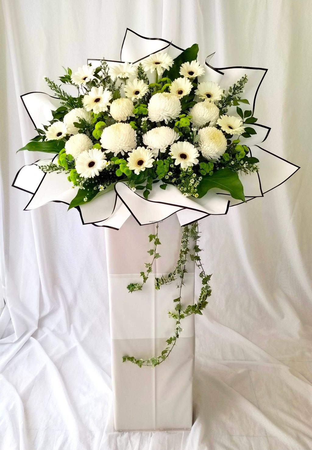 Condolence Flower Stand 013