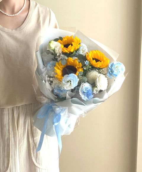 Sunflower Bouquet 13