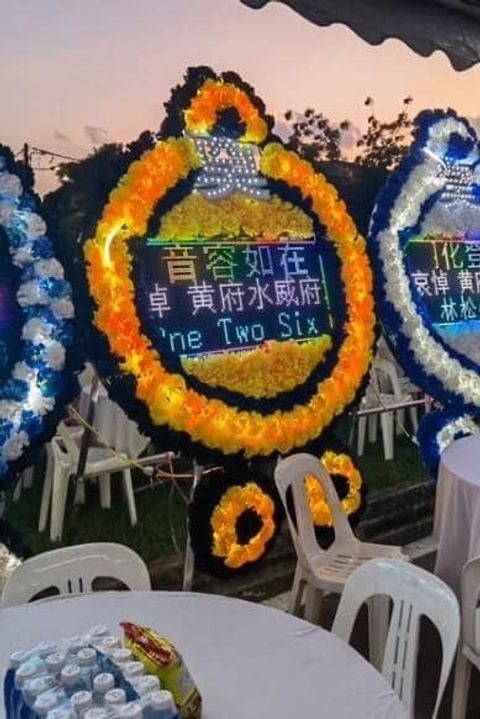 LED Funeral Wreath Flower Stand 电子花圈