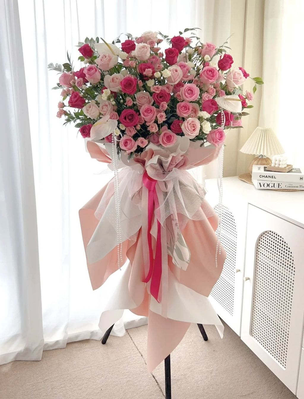 Charming Pride Opening Flower Stand