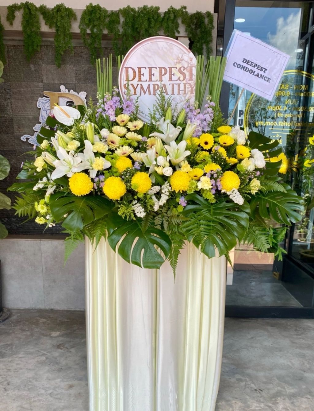 Condolence Flower Stand 130
