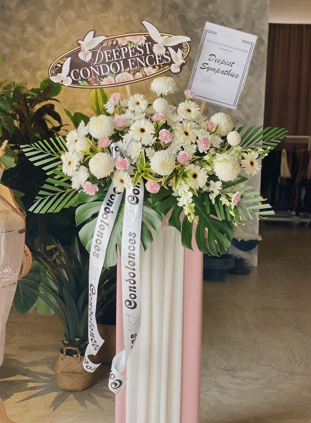 Condolence Flower Stand 47