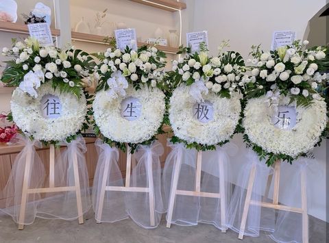 Round Wreath Flower Stand (4 set)