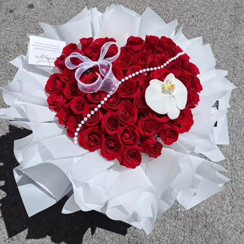 Romance Roses Bouquet (52 roses)