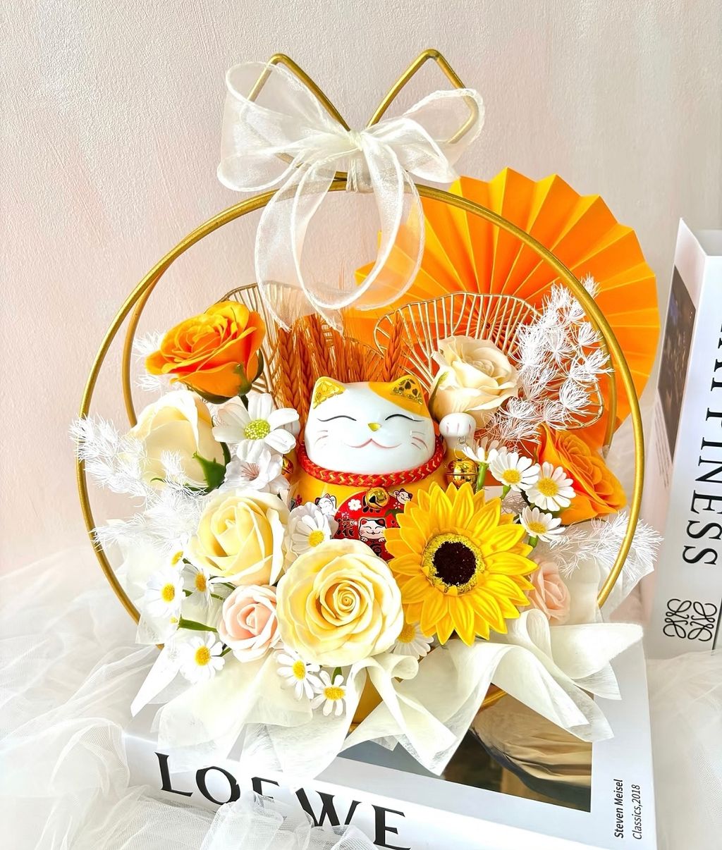 Opening Table Flower 15