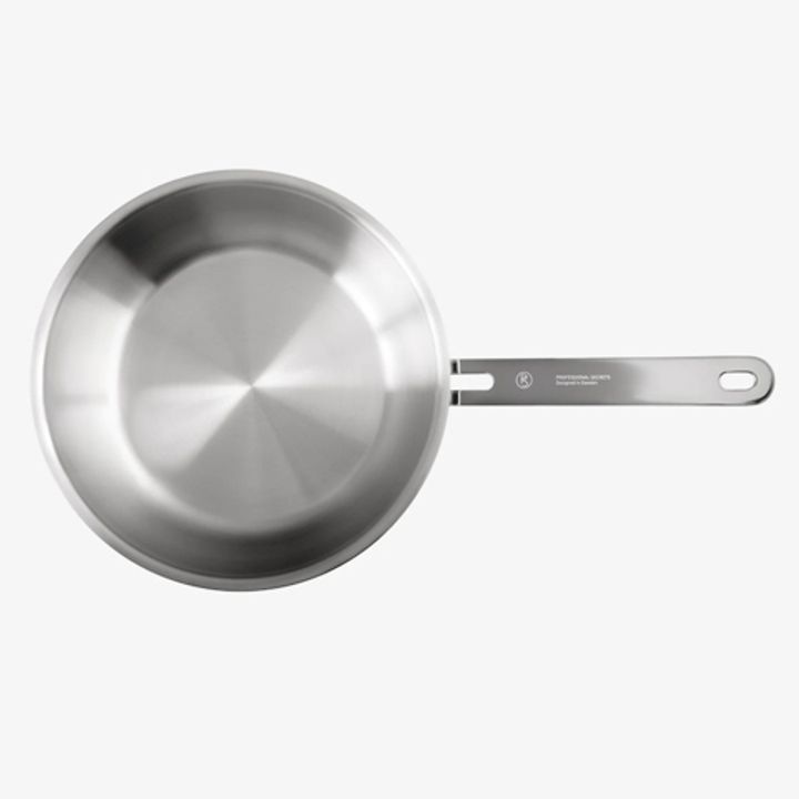 1029-Sauteuse2_1445x