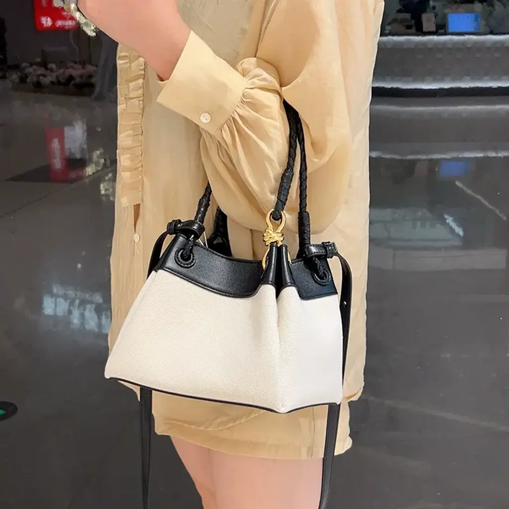 O1CN01BmRqdH1xIPofJIgw3_!!958326420-0-cib