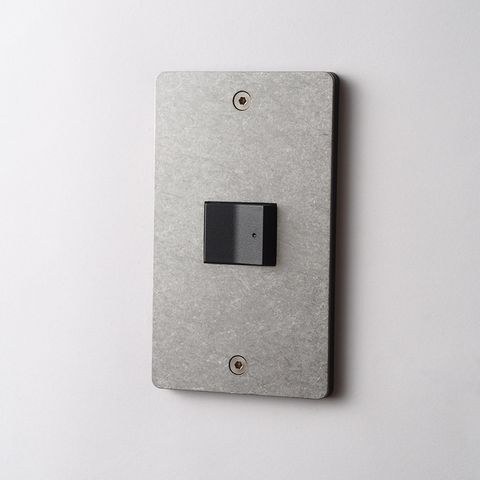 P9093378-1