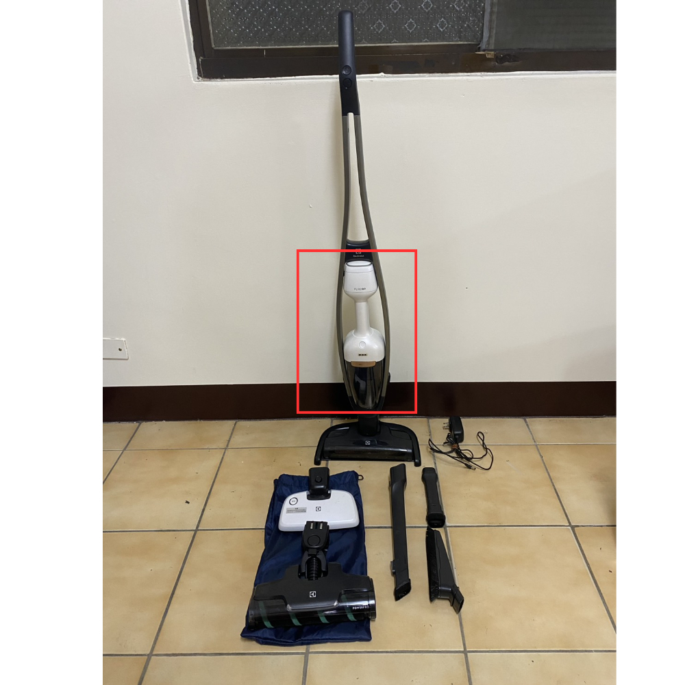 集塵室 + 主機外殼(7成新)