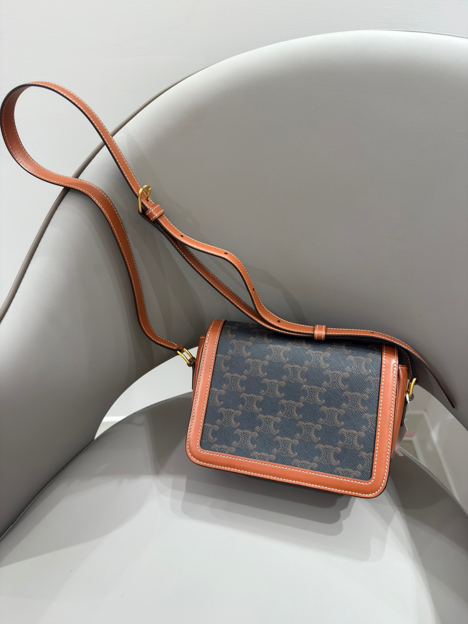 image_DE4DD0C8-F35F-412D-A7A2-39A04B7B7B37_1759161765