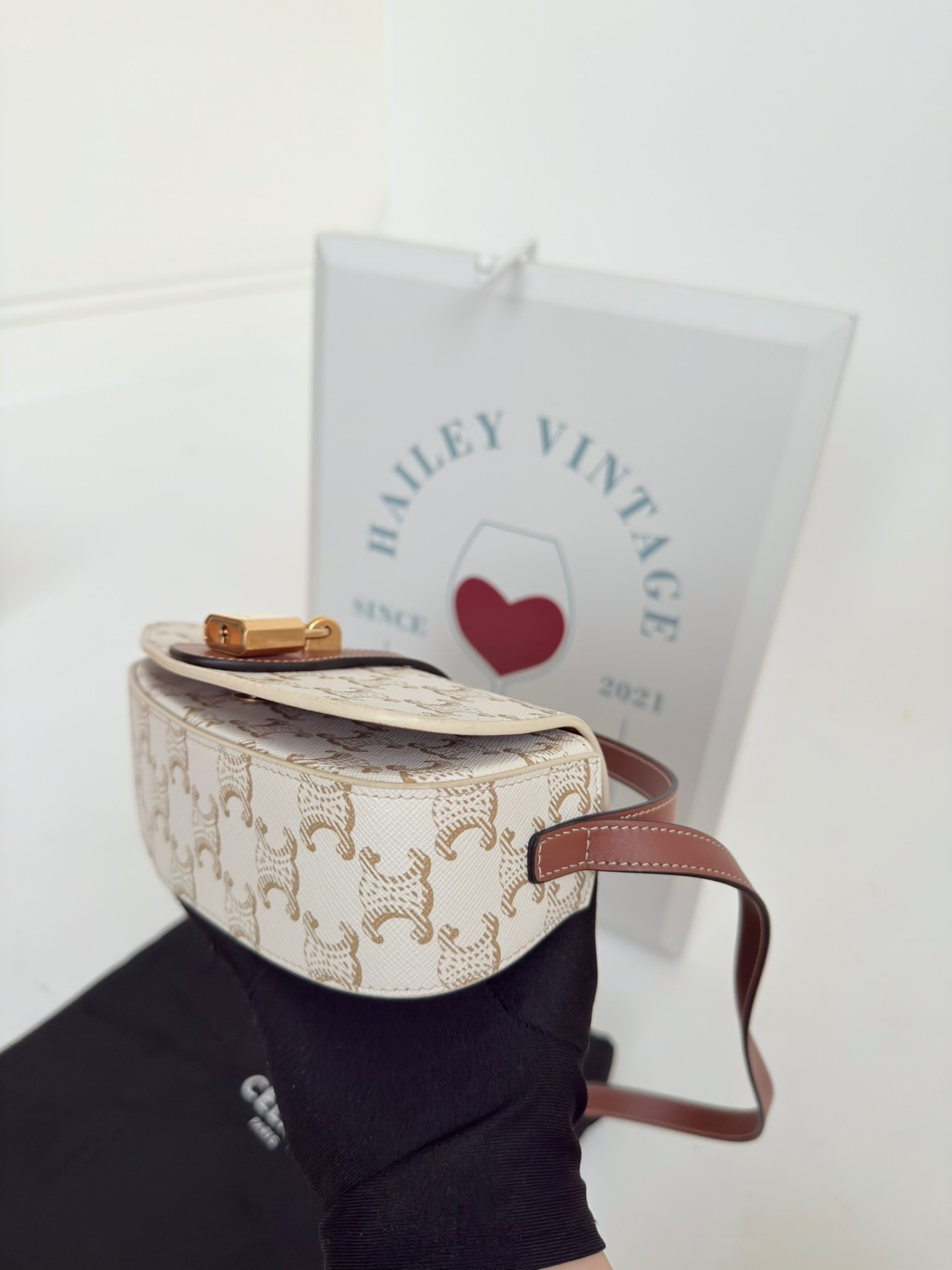 image_32D770C5-B114-4EF7-8AEA-70174608B665_1763568532