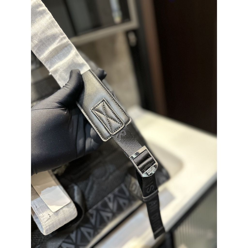 sg-11134201-7qvdo-lhsudhlyp3hq64